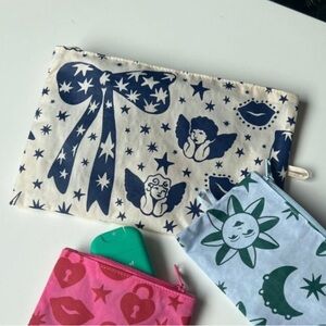 ✨Brand New - BAGGU Flat Pouch - Large - Charms✨